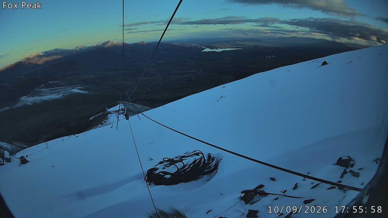 Fox Peak Apex South East snow cam captured at 10 September 2026 at 5:59 pm NZST