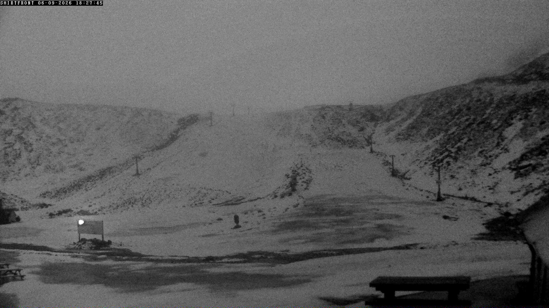 Rainbow Shirt Front snow cam captured at 6 September 2026 at 9:45 pm NZST