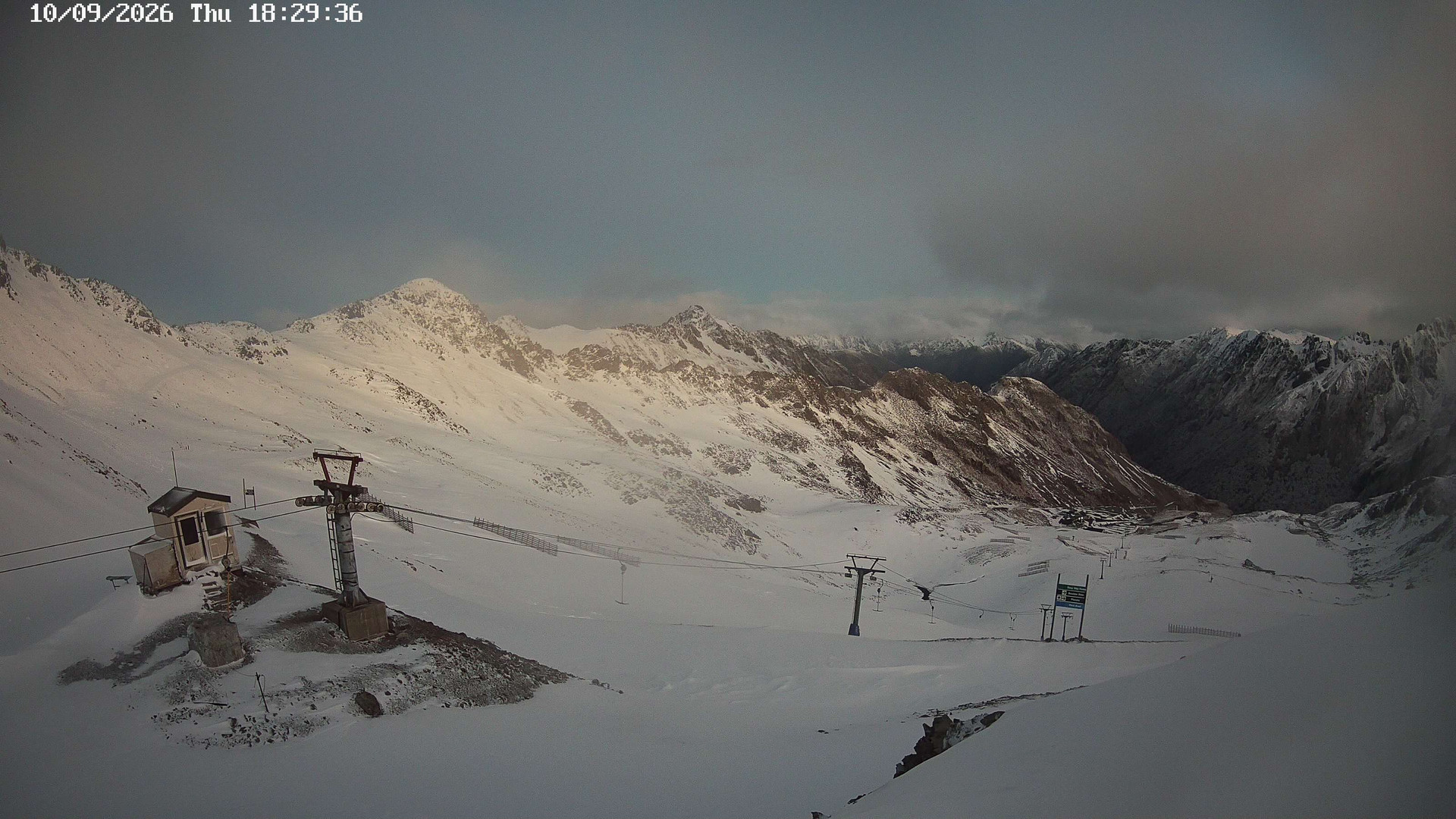 Rainbow Top T-Bar snow cam captured at 10 September 2026 at 6:30 pm NZST