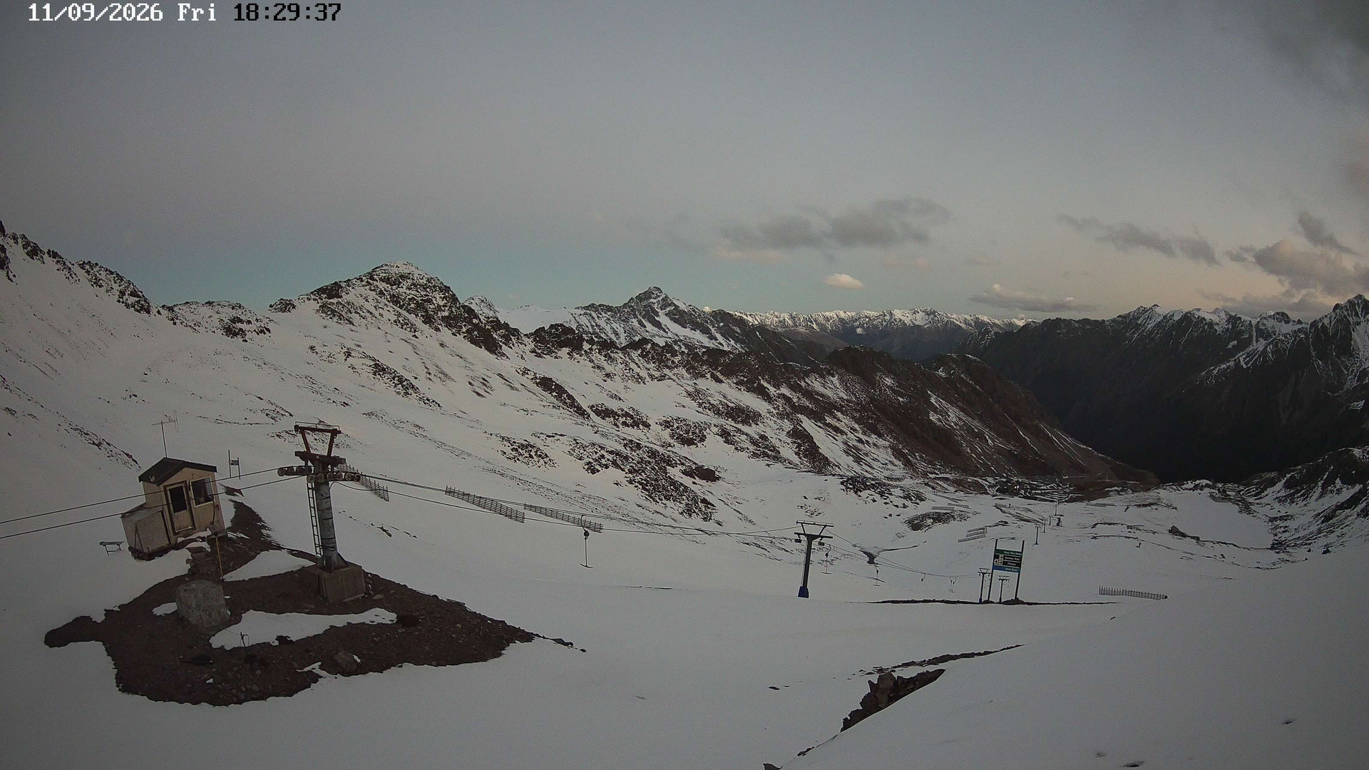 Rainbow Top T-Bar snow cam captured at 11 September 2026 at 6:31 pm NZST