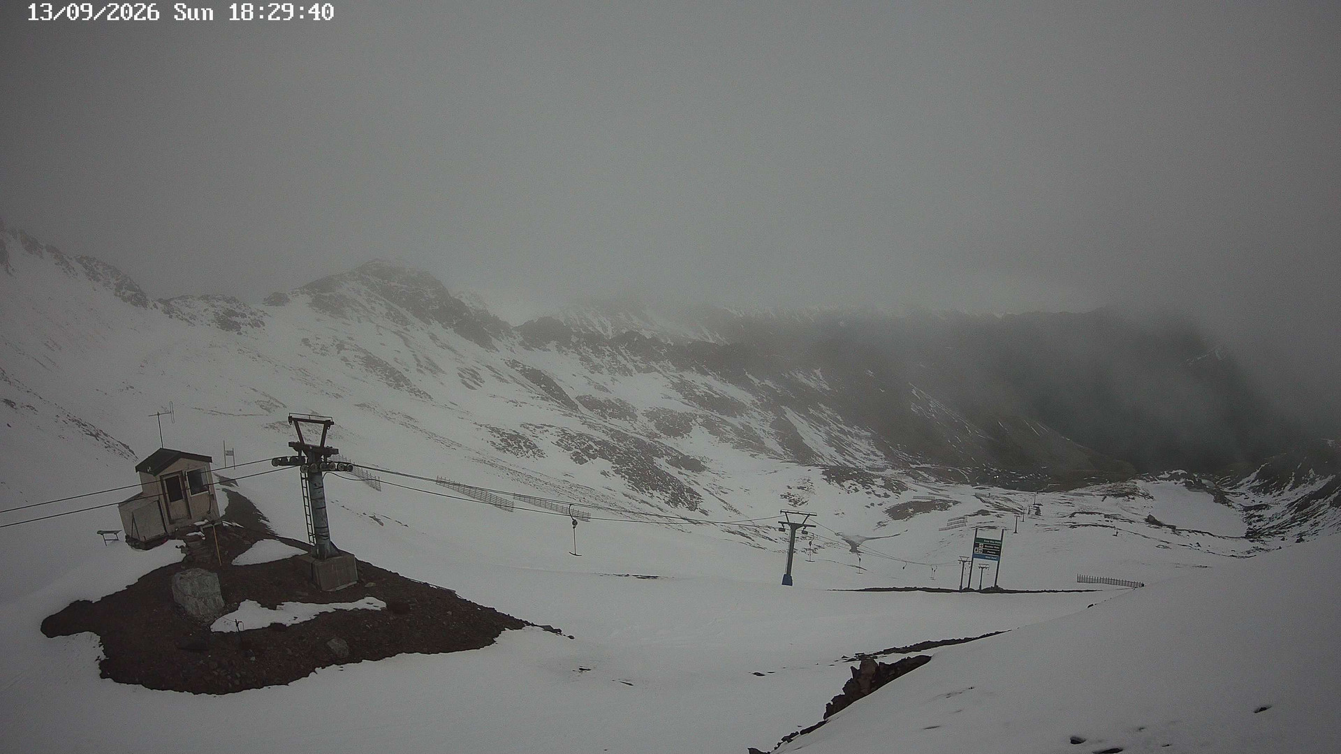 Rainbow Top T-Bar snow cam captured at 13 September 2026 at 6:34 pm NZST