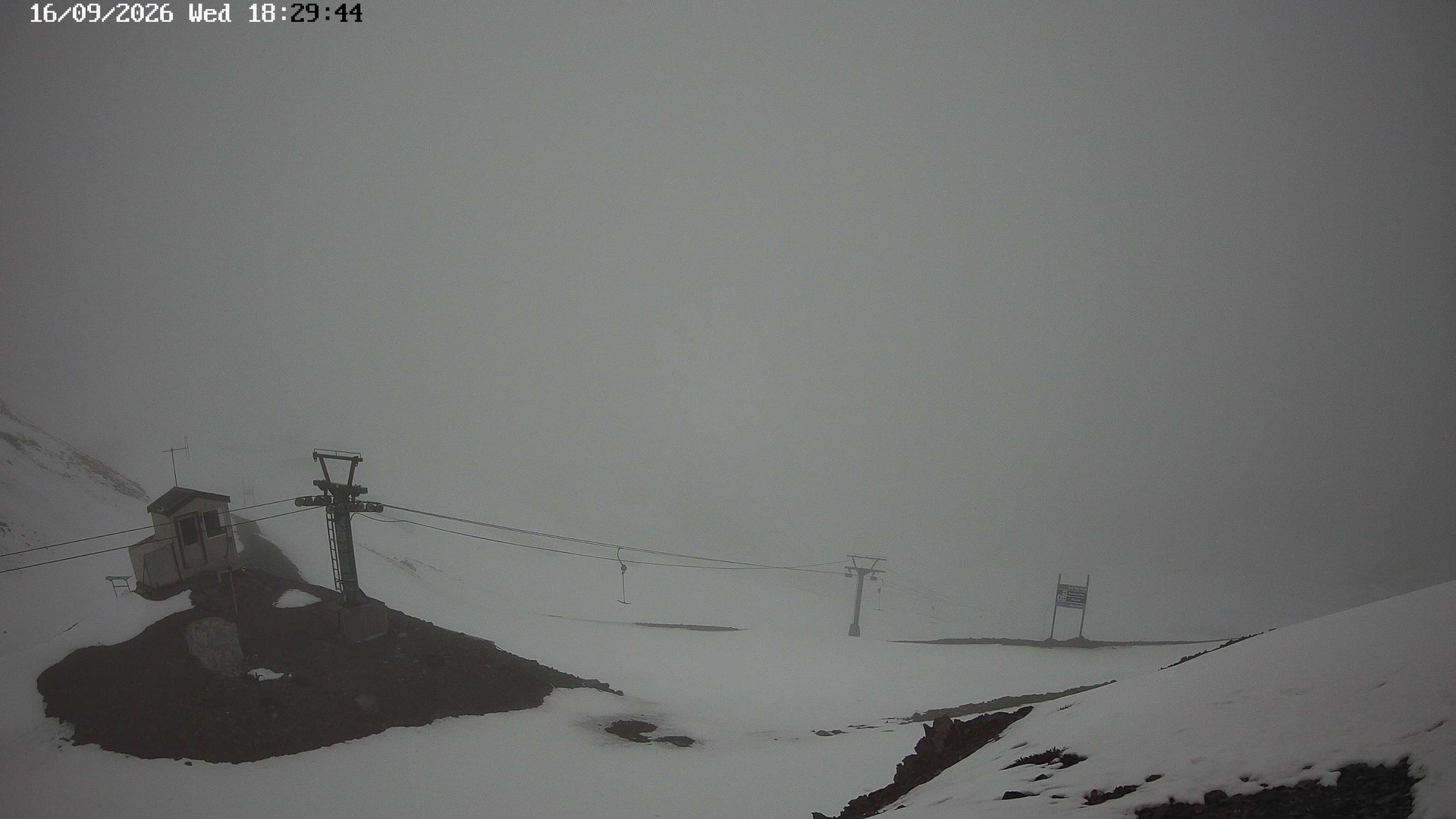 Rainbow Top T-Bar snow cam captured at 16 September 2026 at 6:36 pm NZST