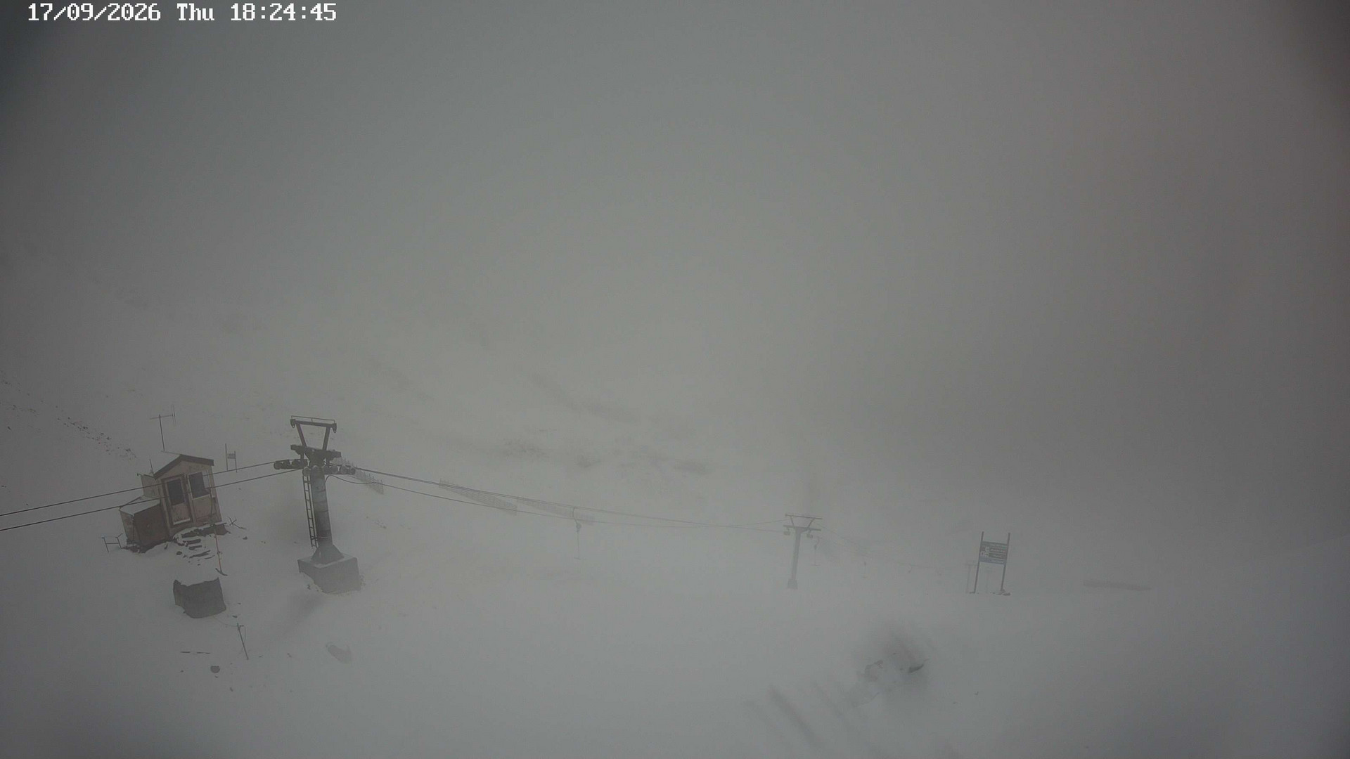 Rainbow Top T-Bar snow cam captured at 17 September 2026 at 6:27 pm NZST
