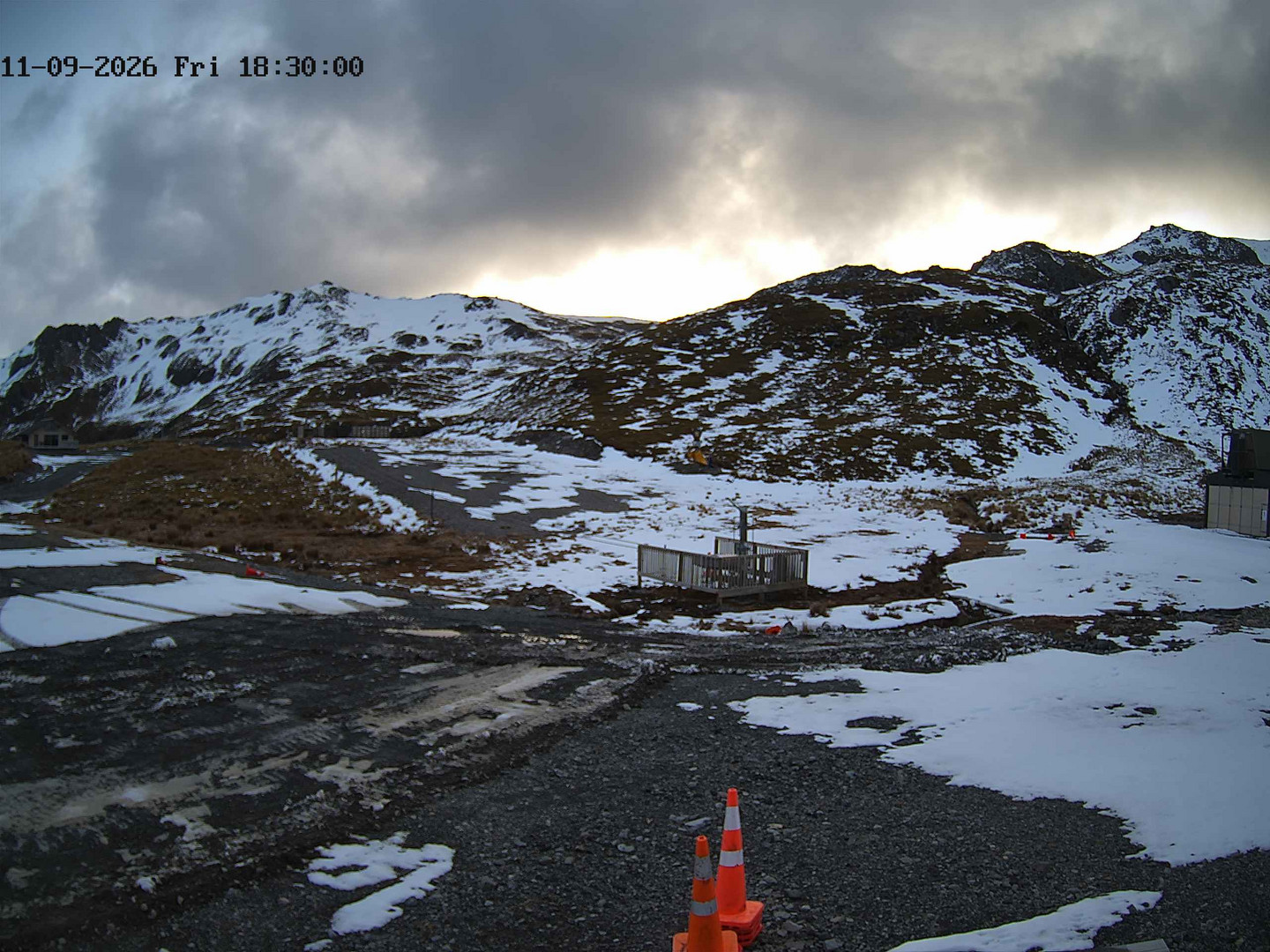 Rainbow Learners Slope snow cam captured at 11 September 2026 at 6:31 pm NZST