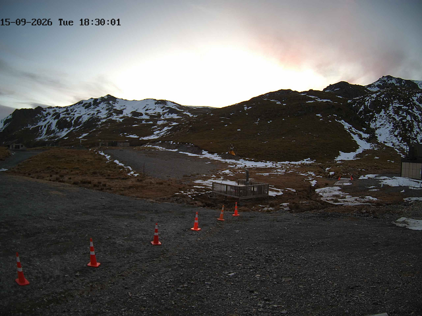 Rainbow Learners Slope snow cam captured at 15 September 2026 at 6:30 pm NZST