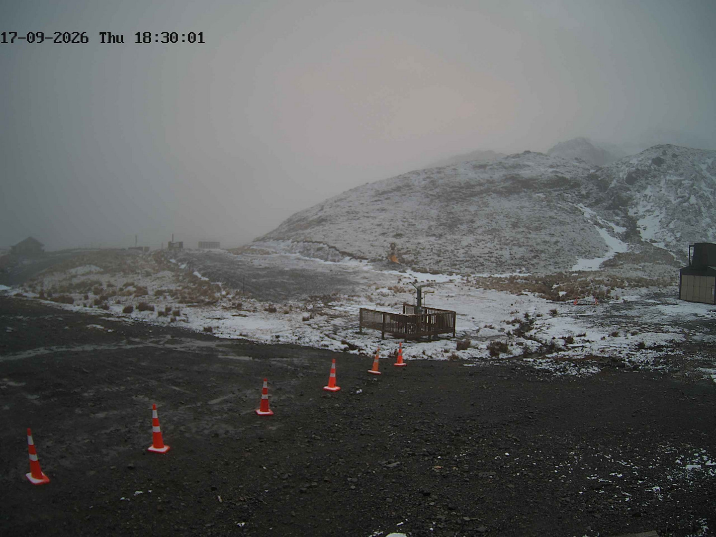 Rainbow Learners Slope snow cam captured at 17 September 2026 at 6:30 pm NZST