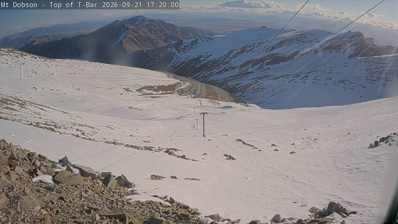 Mt Dobson Webcam 1 snow cam captured at 21 September 2026 at 5:25 pm NZST