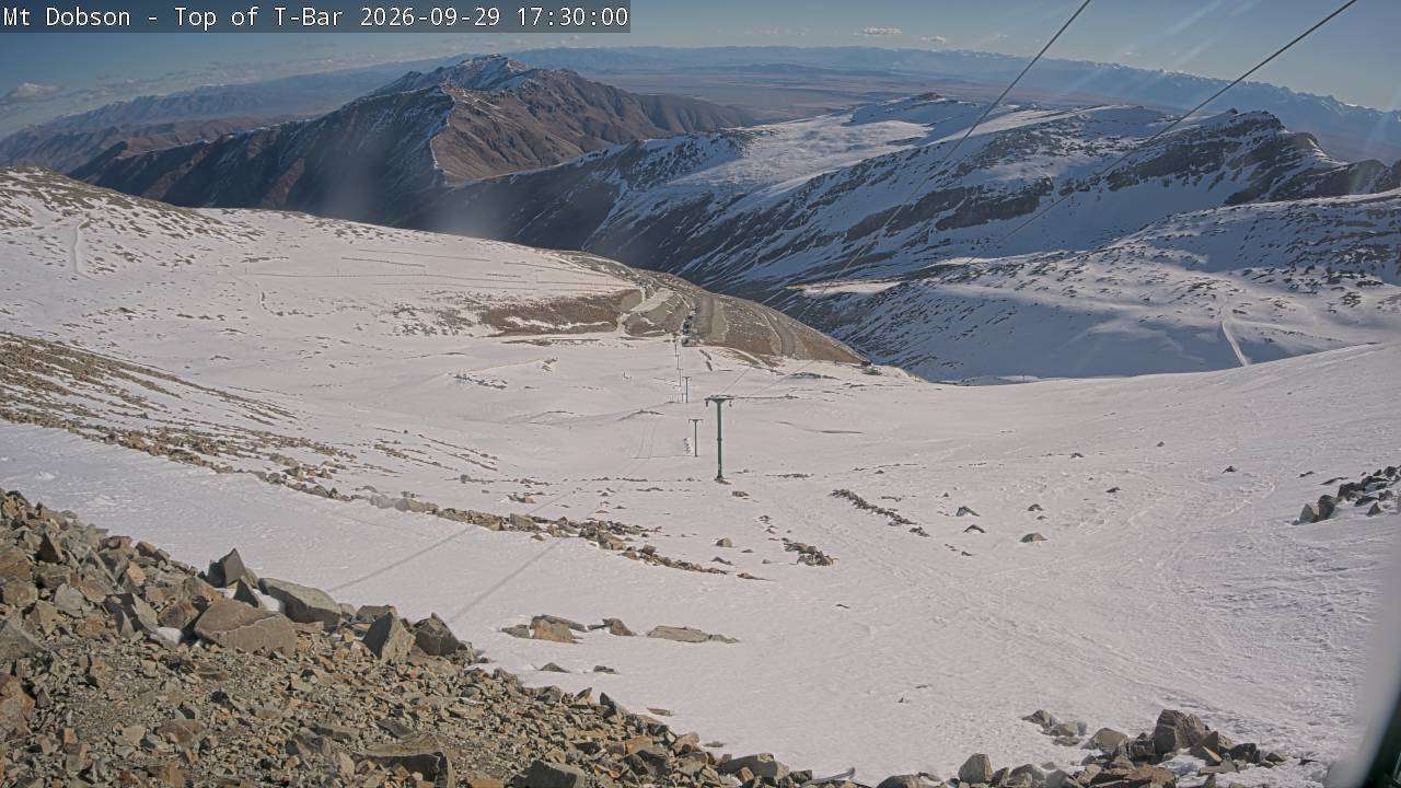 Mt Dobson Webcam 1 snow cam captured at 29 September 2026 at 5:32 pm NZDT