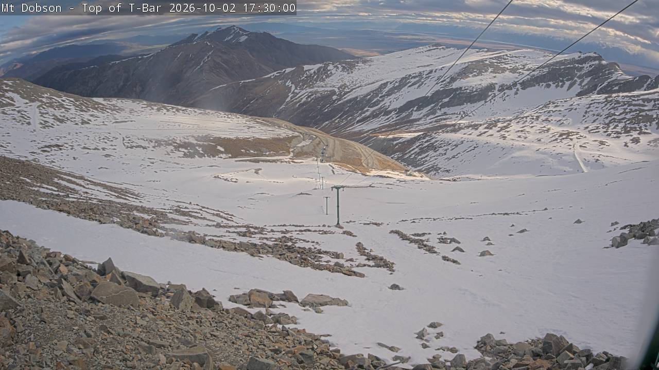 Mt Dobson Webcam 1 snow cam captured at 2 October 2026 at 5:32 pm NZDT