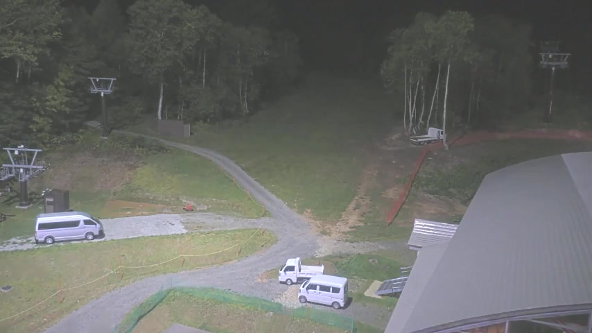 Niseko Village Niseko Gondola Base Station snow cam captured at 10 September 2026 at 11:34 pm GMT+9