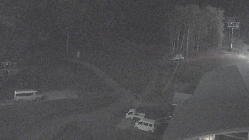 Niseko Village Niseko Gondola Base Station snow cam captured at 17 September 2026 at 11:48 pm GMT+9