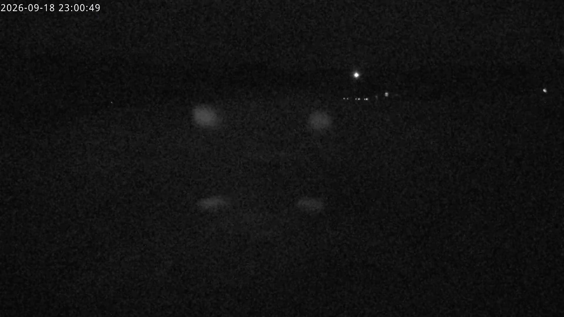 Hunter Base · Broadway snow cam captured at 18 September 2026 at 11:05 pm GMT+9
