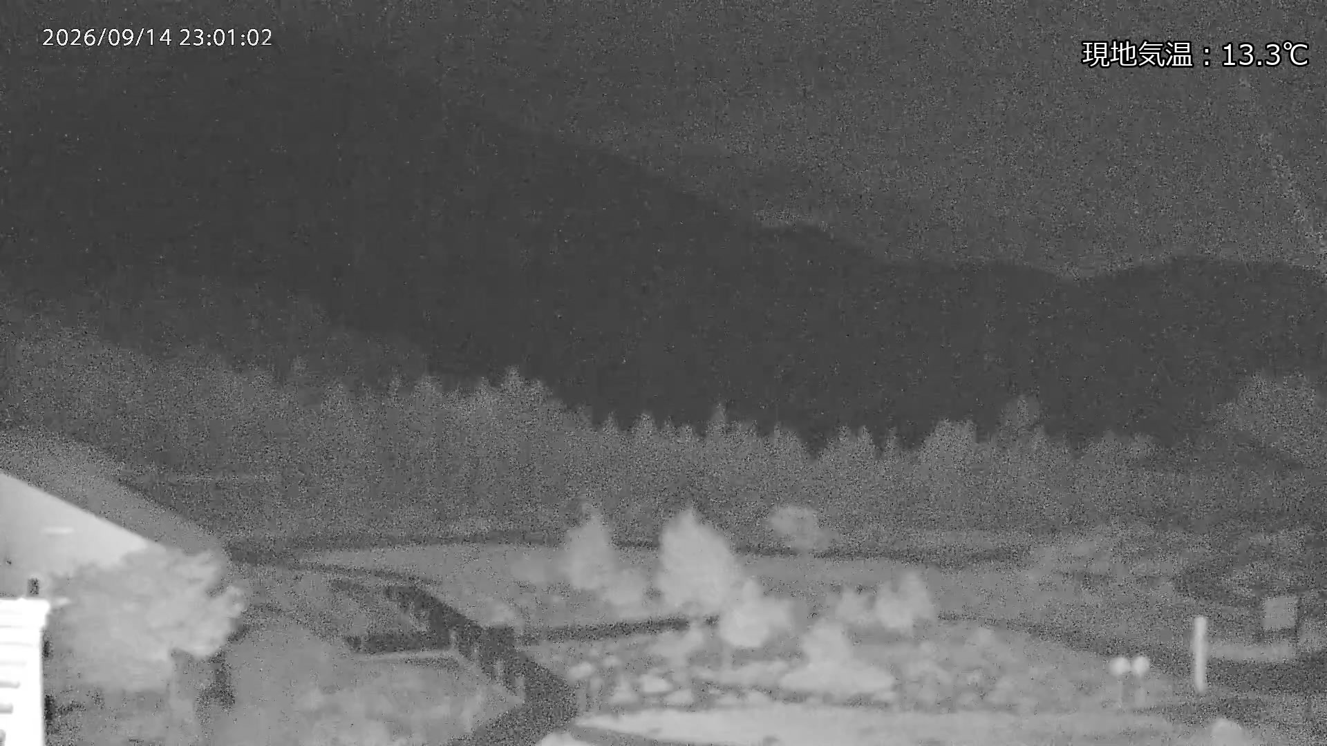 Marunuma Kogen Ropeway Summit Station · 2,000m snow cam captured at 14 September 2026 at 11:33 pm GMT+9