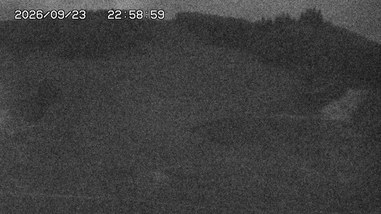 Gala Yuzawa Central Area · Gigi Course snow cam captured at 23 September 2026 at 11:14 pm GMT+9