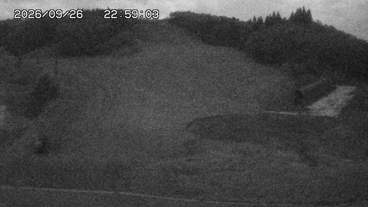 Gala Yuzawa Central Area · Gigi Course snow cam captured at 26 September 2026 at 11:25 pm GMT+9