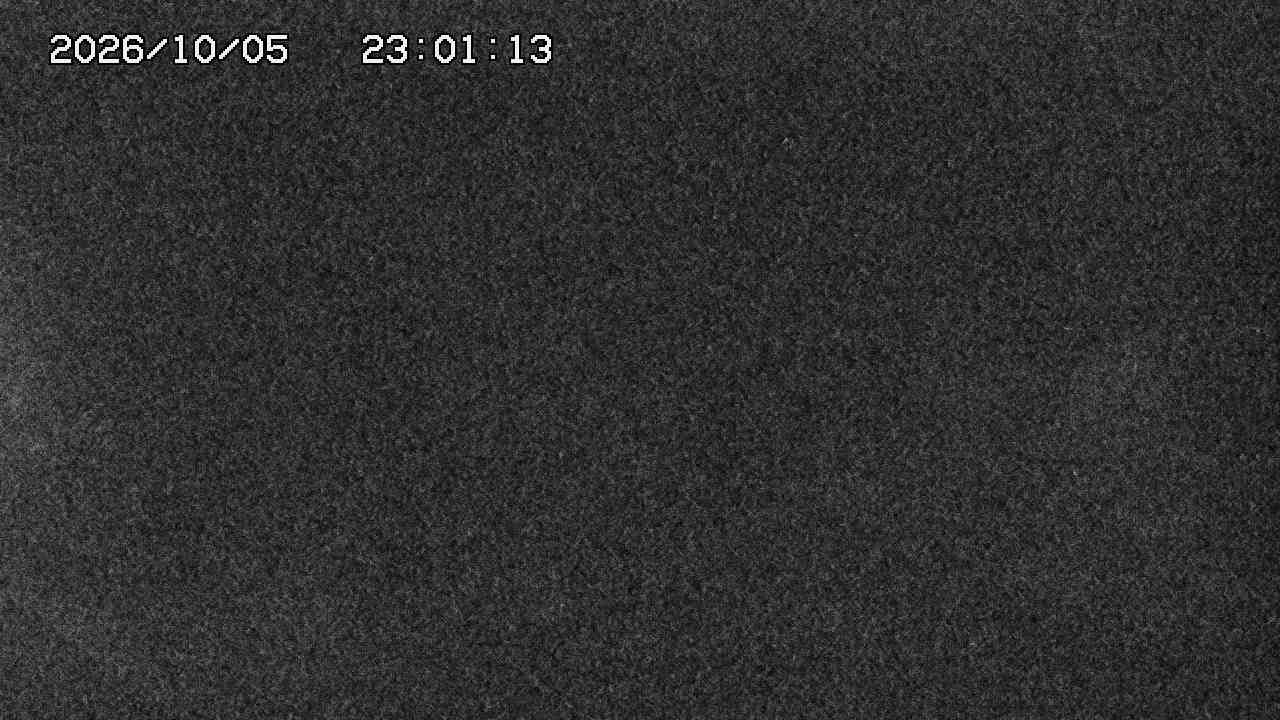 Gala Yuzawa Central Area · Gigi Course snow cam captured at 5 October 2026 at 11:43 pm GMT+9