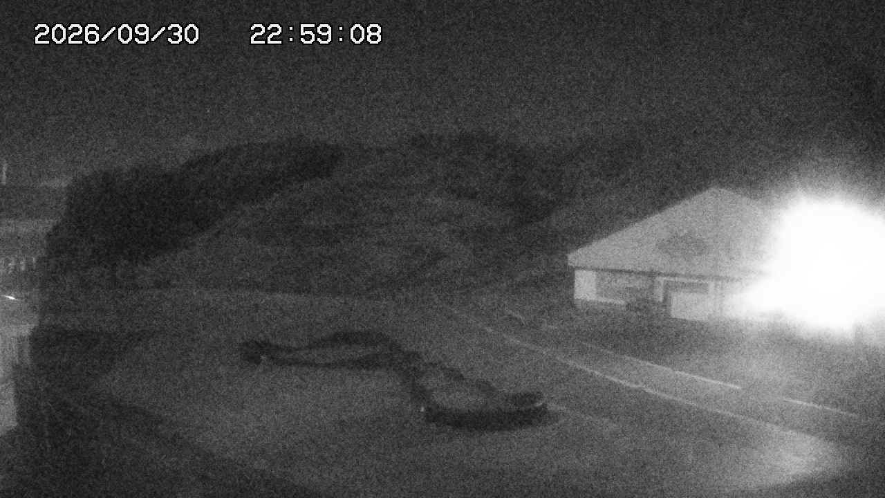Gala Yuzawa Central Area [Melody Course] snow cam captured at 30 September 2026 at 11:32 pm GMT+9
