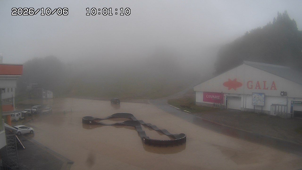 Gala Yuzawa Central Area [Melody Course] snow cam captured at 6 October 2026 at 10:55 am GMT+9