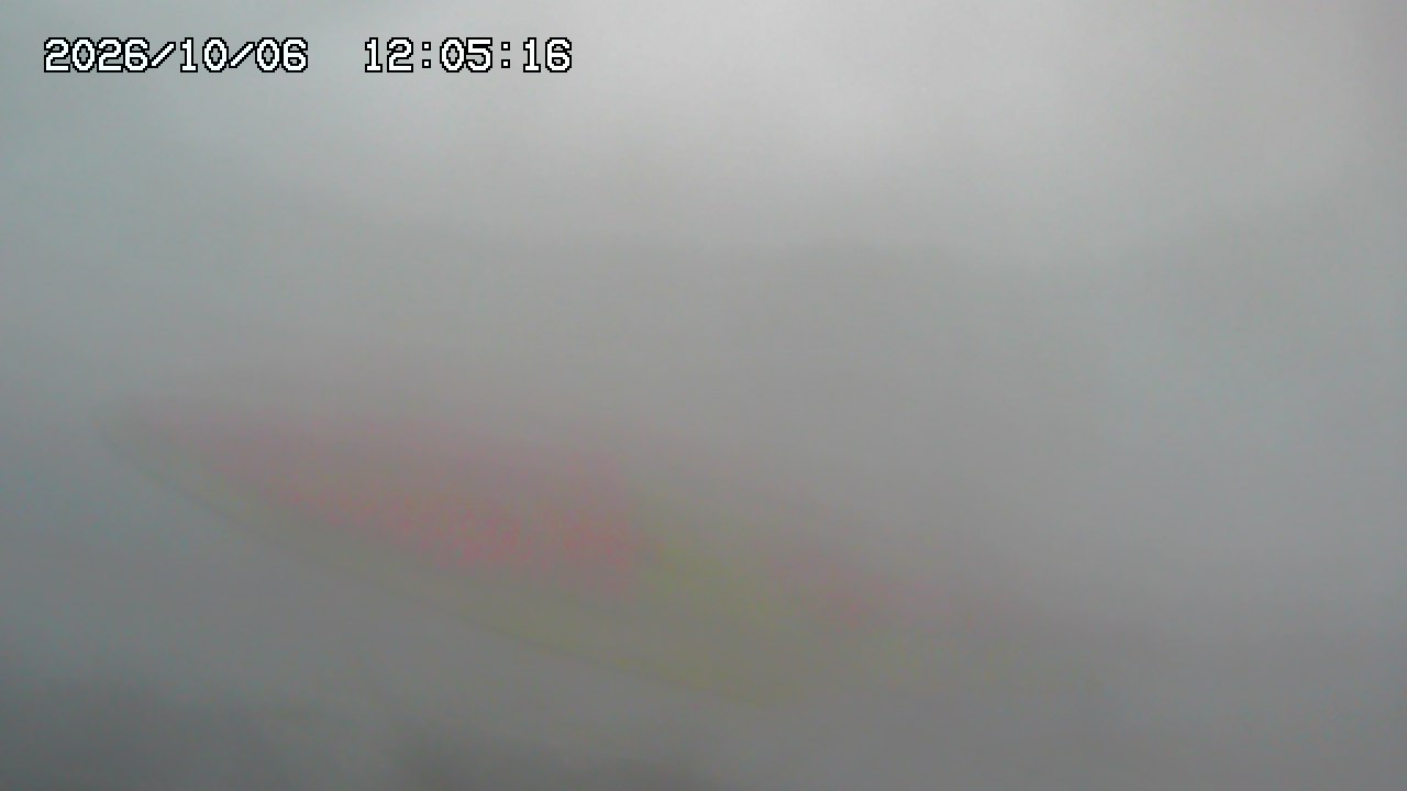 Yuzawa Kogen Panorama Summit Station · Mt Omine View snow cam captured at 6 October 2026 at 12:32 pm GMT+9