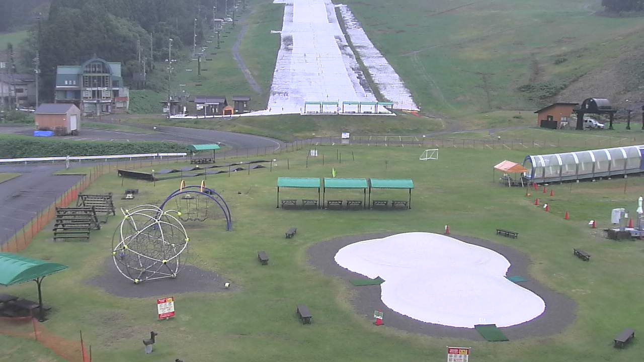 Nozawa Onsen Hikage Slope snow cam captured at 6 October 2026 at 10:55 am GMT+9