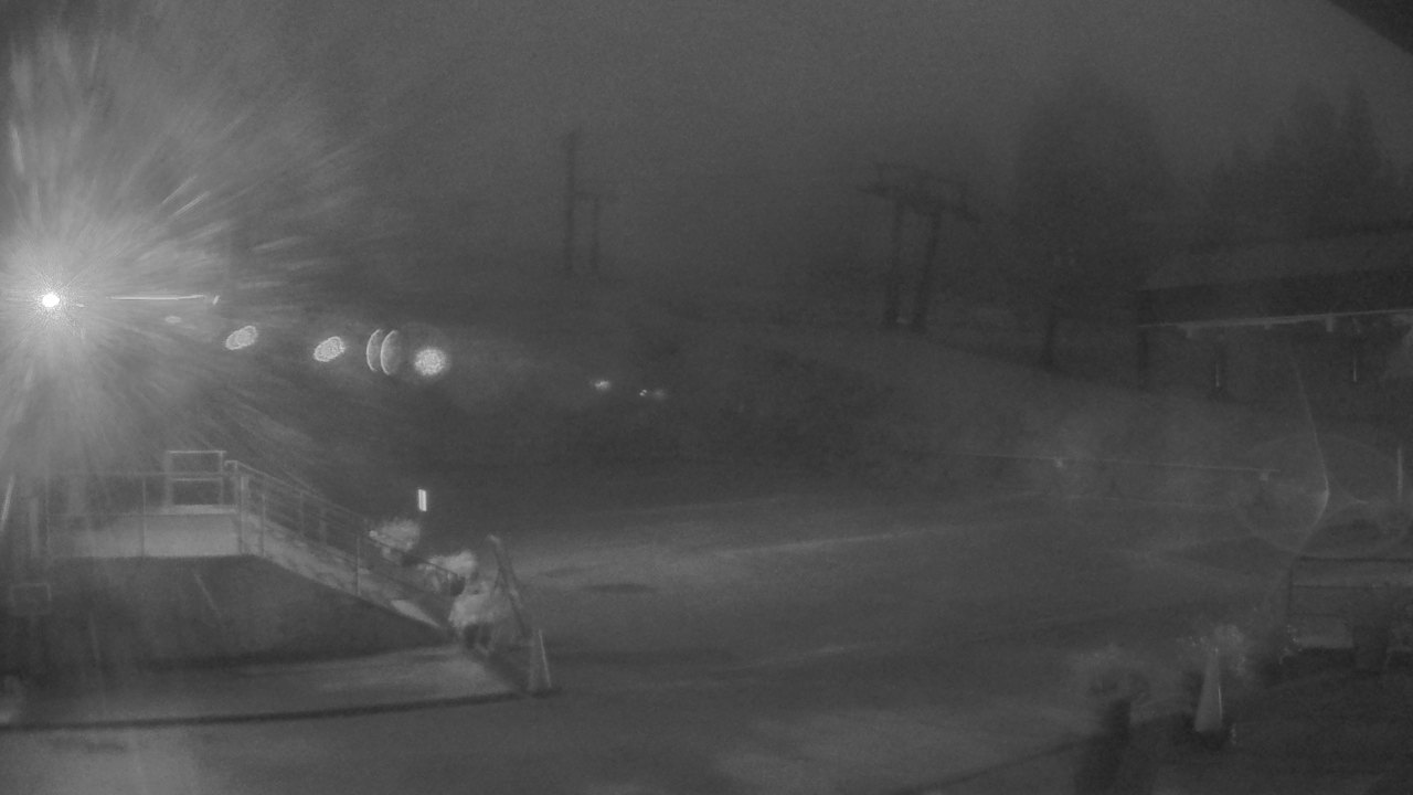 Nozawa Onsen Nagasaka Slope snow cam captured at 26 September 2026 at 11:03 pm GMT+9