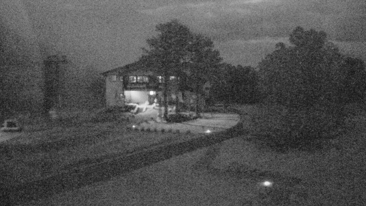 Nozawa Onsen Uenotaira Slope snow cam captured at 23 September 2026 at 11:31 pm GMT+9