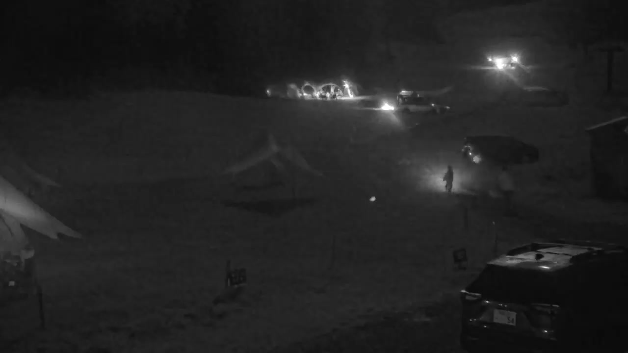 Parada North Parada Slope snow cam captured at 22 September 2026 at 11:06 pm GMT+9