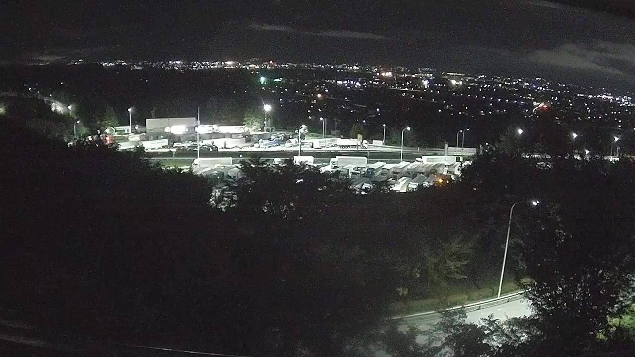 Parada View from South Parada snow cam captured at 14 September 2026 at 11:34 pm GMT+9