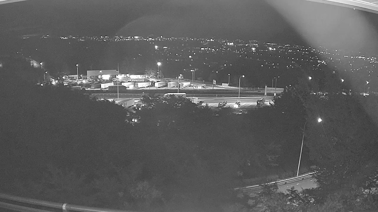 Parada View from South Parada snow cam captured at 19 September 2026 at 11:37 pm GMT+9