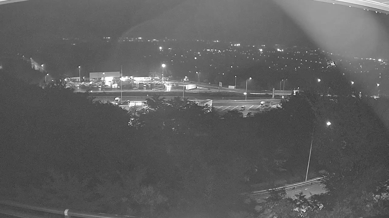 Parada View from South Parada snow cam captured at 20 September 2026 at 11:18 pm GMT+9