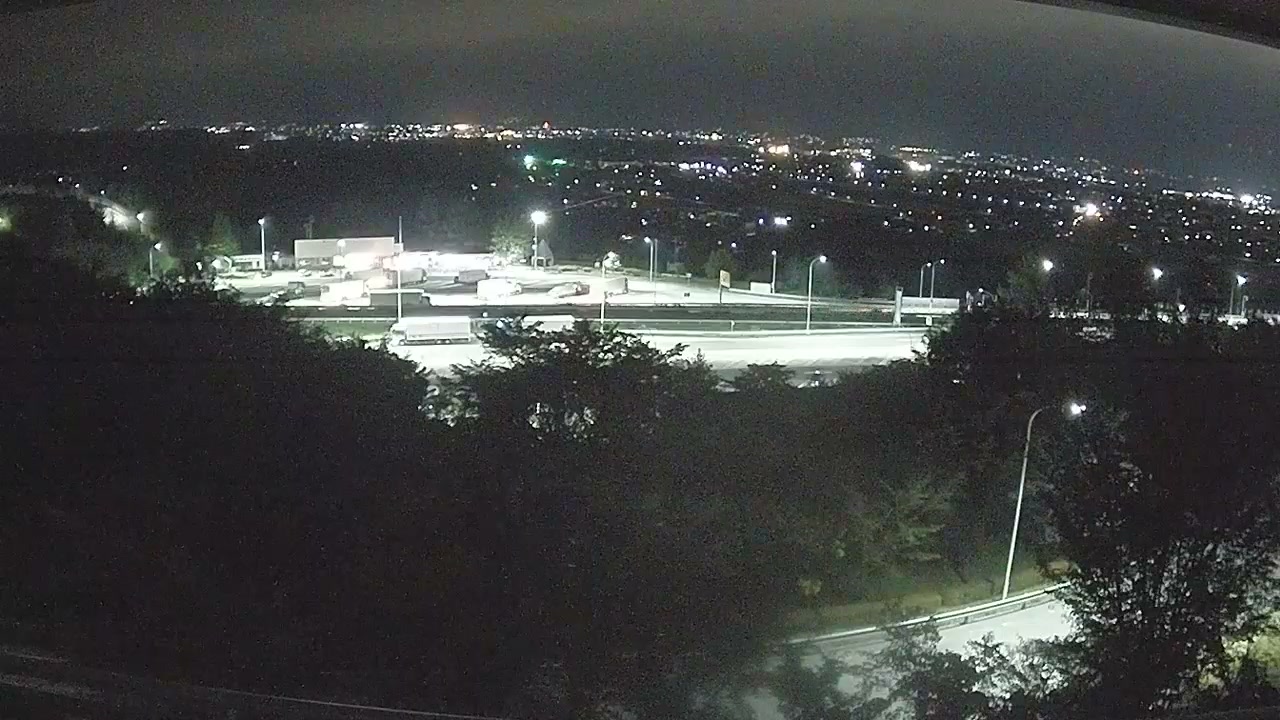 Parada View from South Parada snow cam captured at 3 October 2026 at 11:58 pm GMT+9