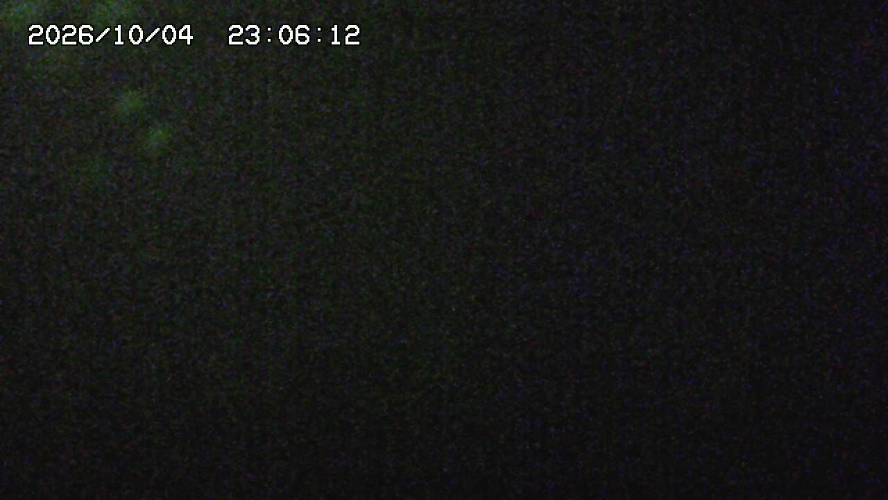 Pilatus Mt Kitayokodake View · Base Station · 1,771m snow cam captured at 4 October 2026 at 11:27 pm GMT+9