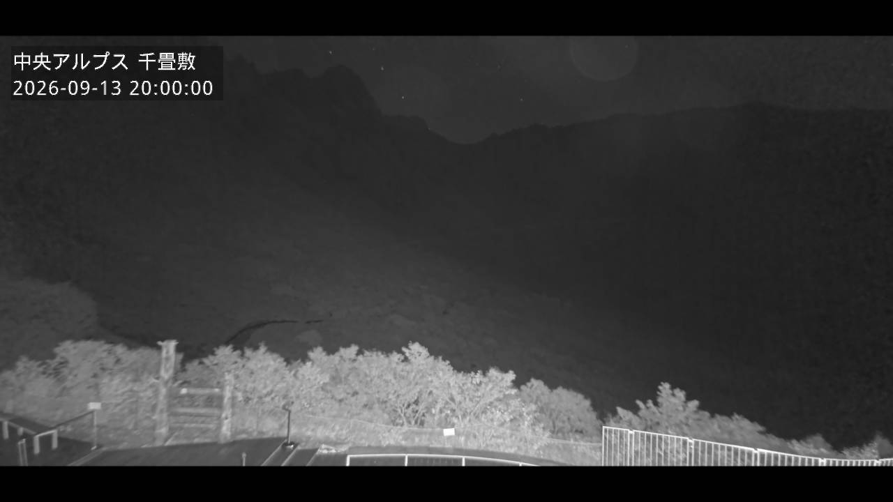 Senjojiki Senjojiki Cirque View snow cam captured at 13 September 2026 at 8:48 pm GMT+9