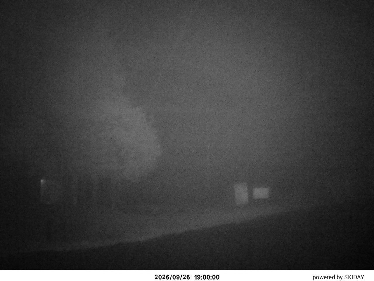Shirakaba 2in1 Pleasure Course snow cam captured at 26 September 2026 at 8:00 pm GMT+9