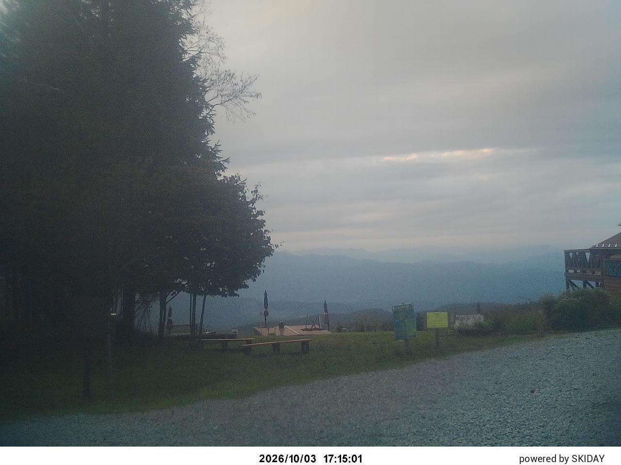 Shirakaba 2in1 Pleasure Course snow cam captured at 3 October 2026 at 6:36 pm GMT+9