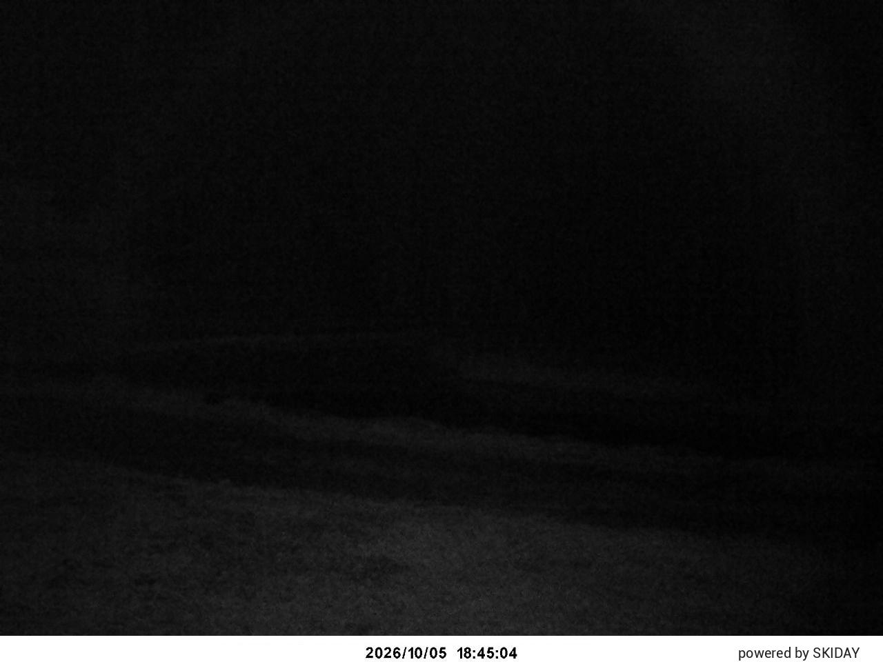Shirakaba 2in1 Shirakaba 2in1 · Upper Pleasure Course snow cam captured at 5 October 2026 at 7:38 pm GMT+9