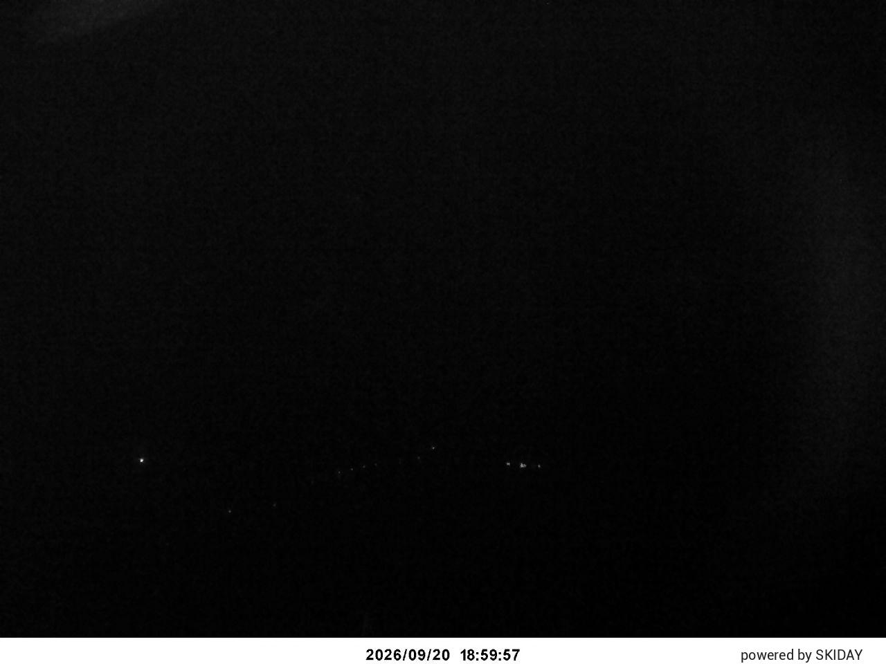 Shirakaba Kokusai Lower Main Course snow cam captured at 20 September 2026 at 7:16 pm GMT+9