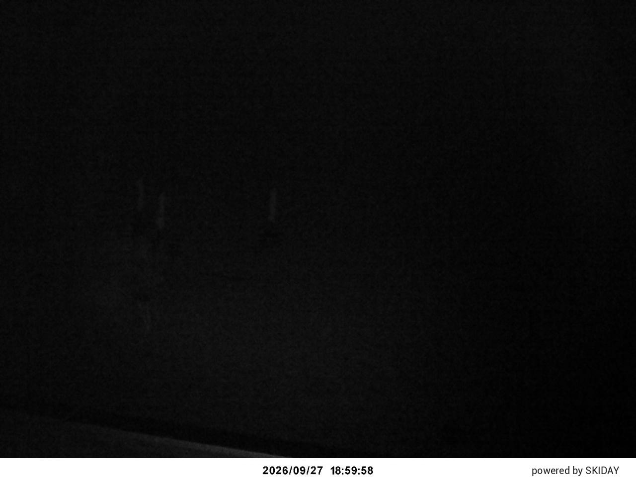 Shirakaba Kokusai Gondola Summit Terrace snow cam captured at 27 September 2026 at 7:35 pm GMT+9