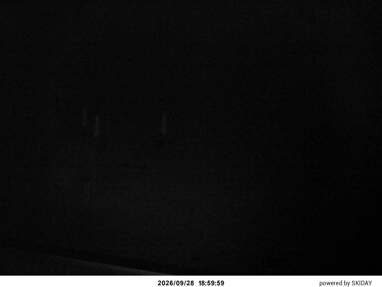 Shirakaba Kokusai Gondola Summit Terrace snow cam captured at 28 September 2026 at 8:00 pm GMT+9