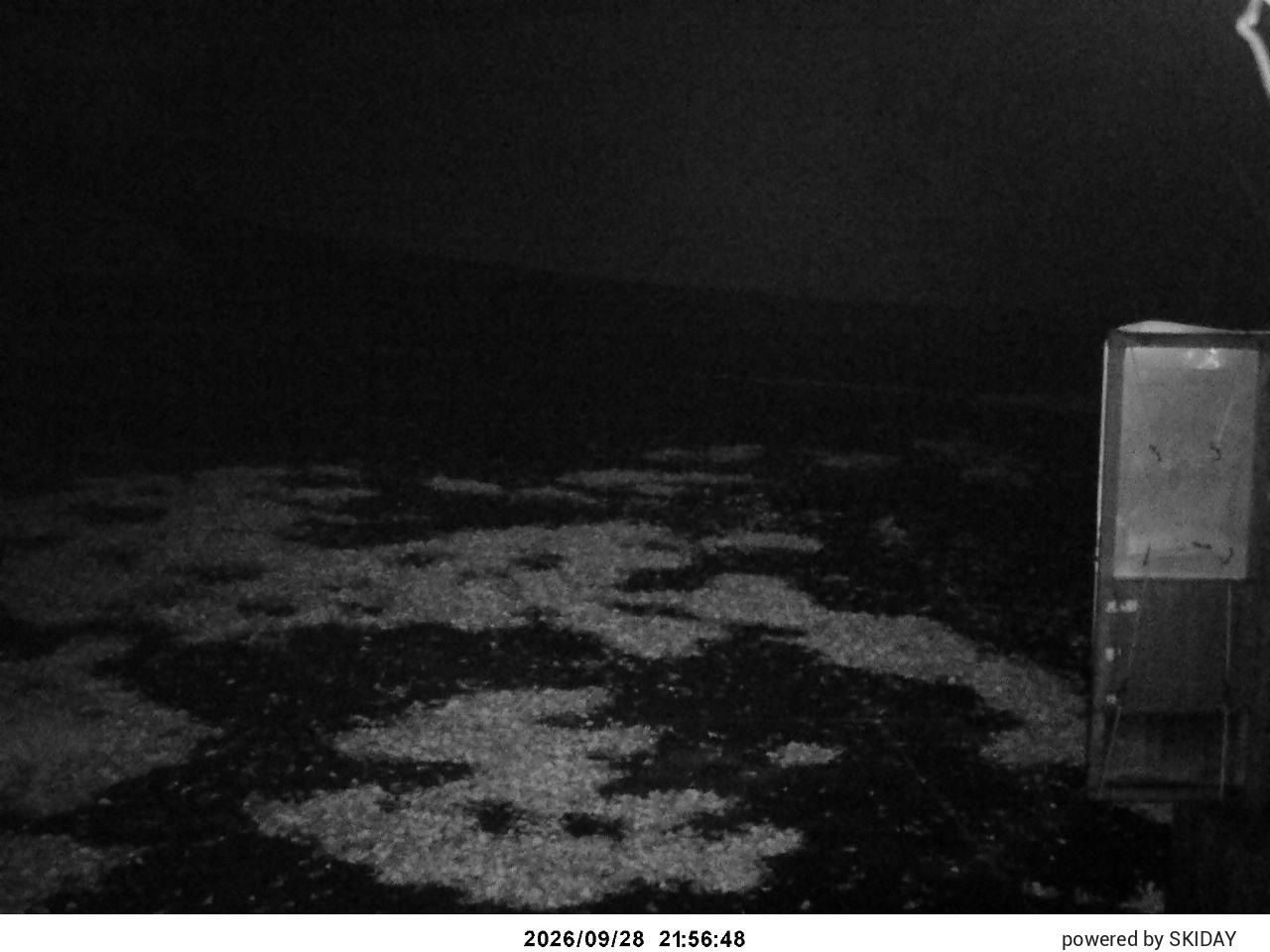 Tangram Cam 2 snow cam captured at 28 September 2026 at 11:05 pm GMT+9