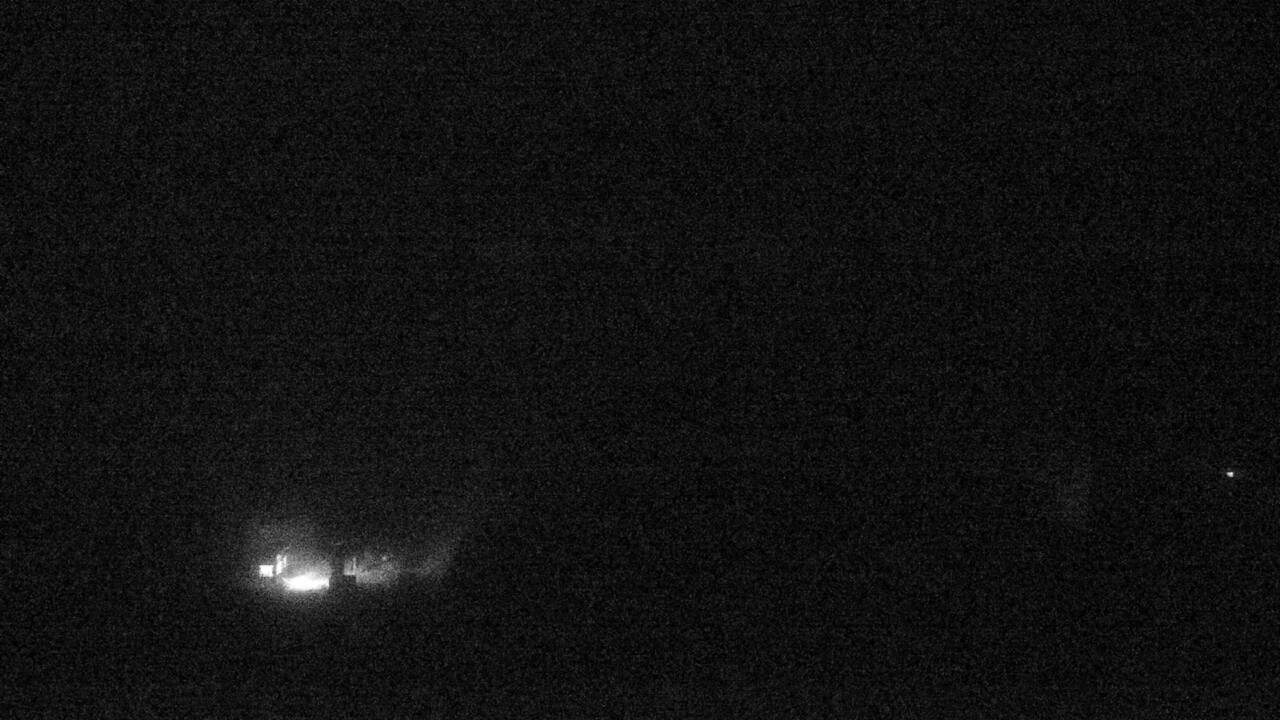 Tsugaike Kogen Tsuganomori Gondola Summit · 1,580m snow cam captured at 12 September 2026 at 11:27 pm GMT+9