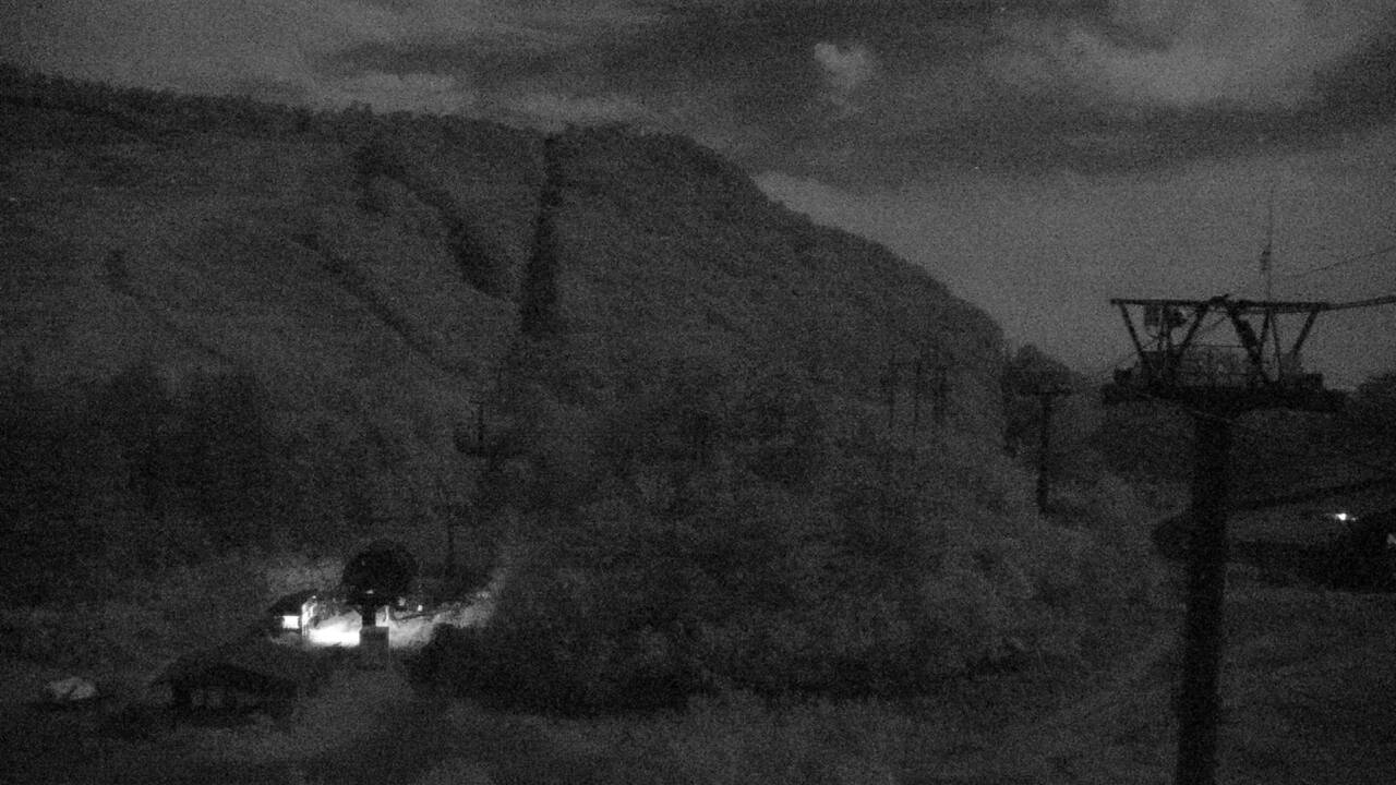 Tsugaike Kogen Tsuganomori Gondola Summit · 1,580m snow cam captured at 24 September 2026 at 11:18 pm GMT+9