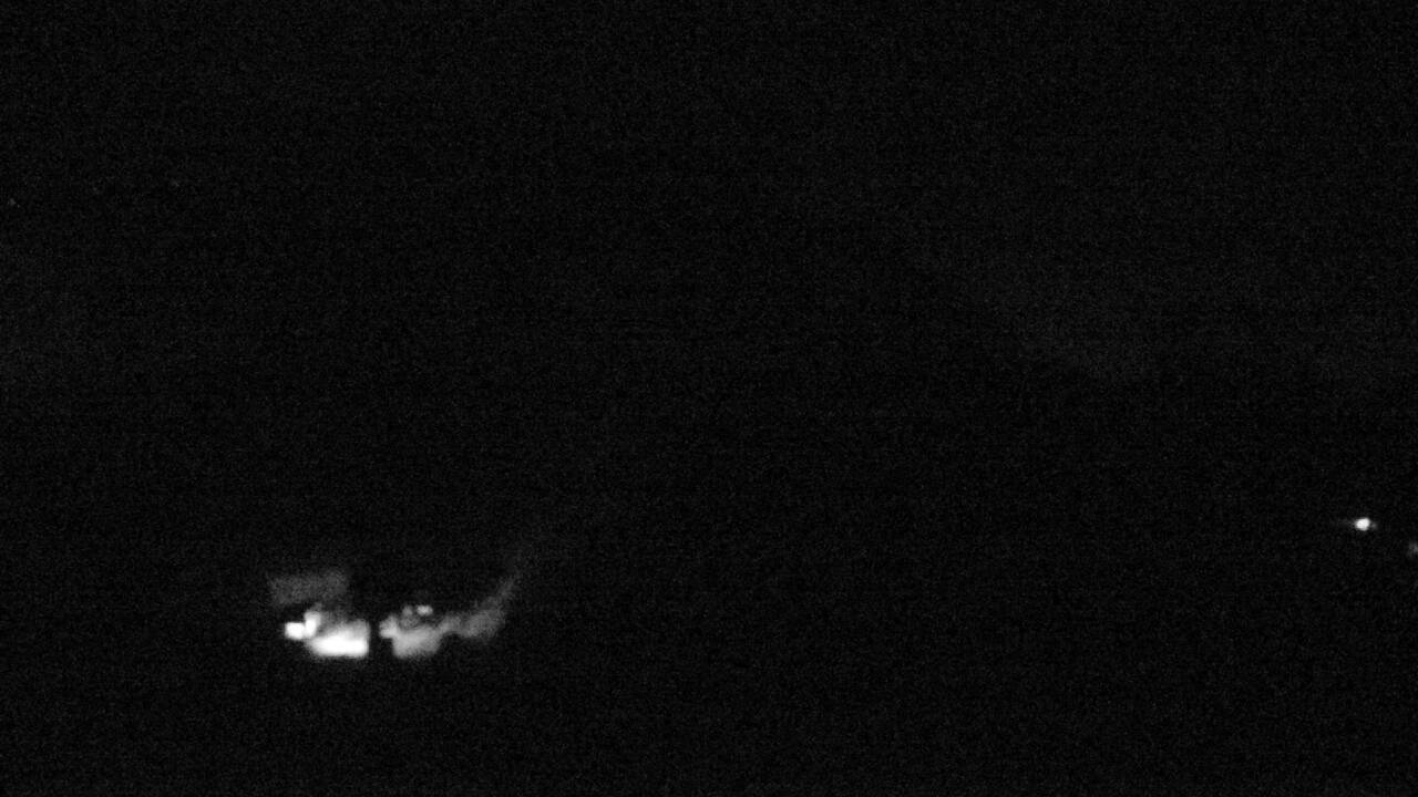 Tsugaike Kogen Tsuganomori Gondola Summit · 1,580m snow cam captured at 3 October 2026 at 11:46 pm GMT+9