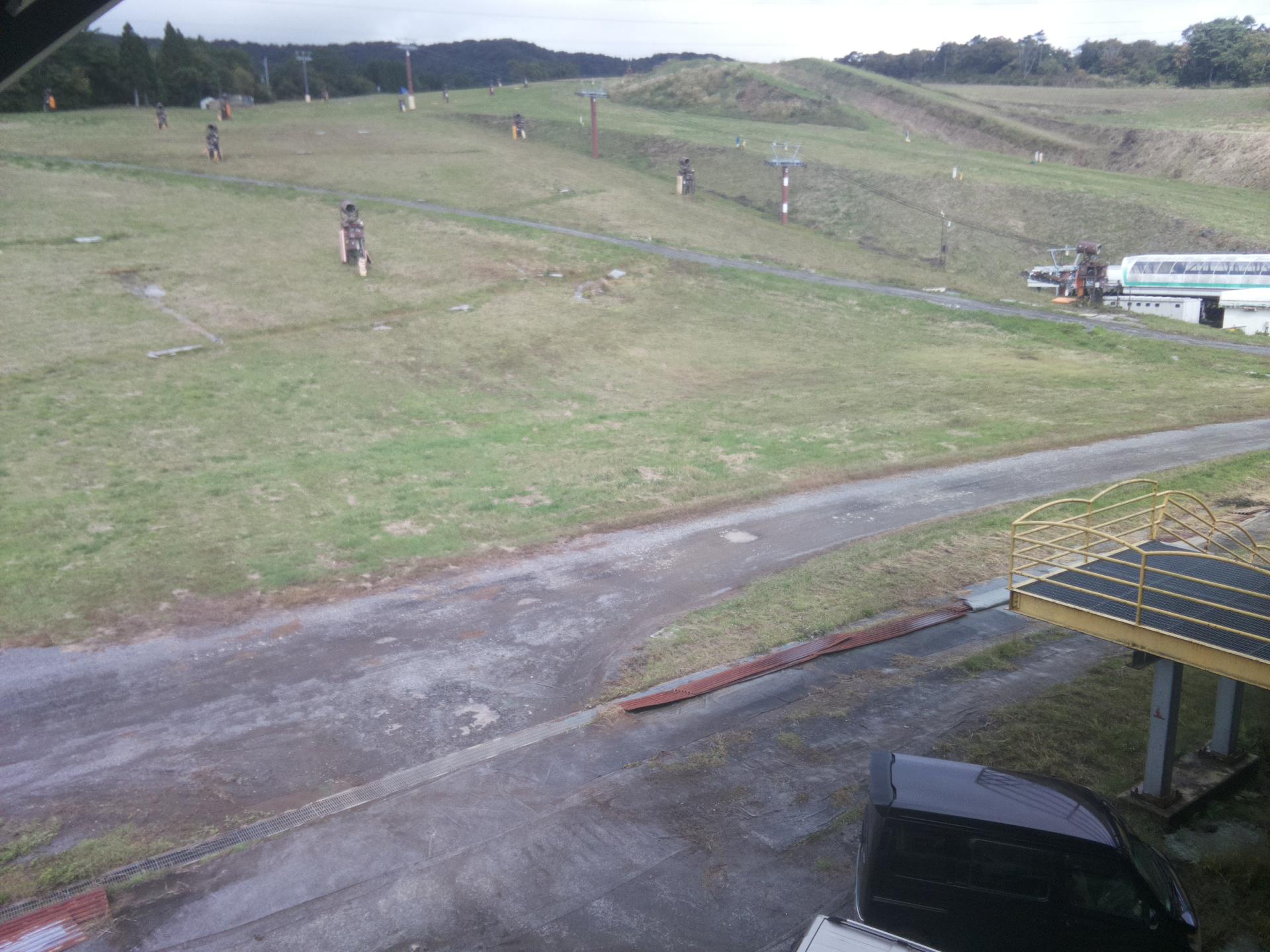 Takasu Base Centre House snow cam captured at 6 October 2026 at 11:02 am GMT+9