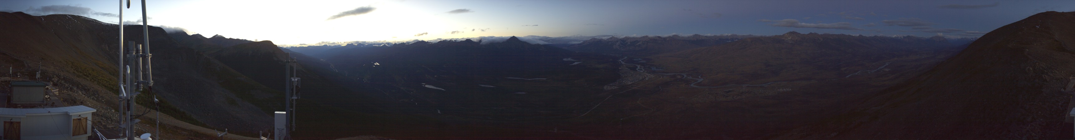 Jasper Marmot Jasper SkyTram snow cam captured at 11 September 2026 at 9:09 pm GMT-6