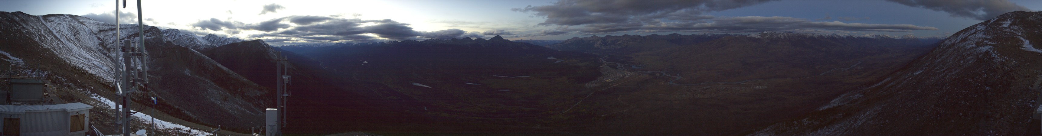 Jasper Marmot Jasper SkyTram snow cam captured at 27 September 2026 at 8:15 pm GMT-6