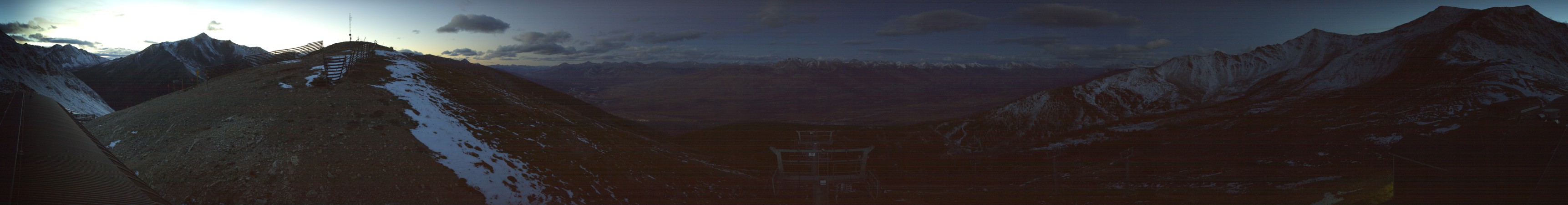 Jasper Marmot Marmot Basin snow cam captured at 30 September 2026 at 8:17 pm GMT-6