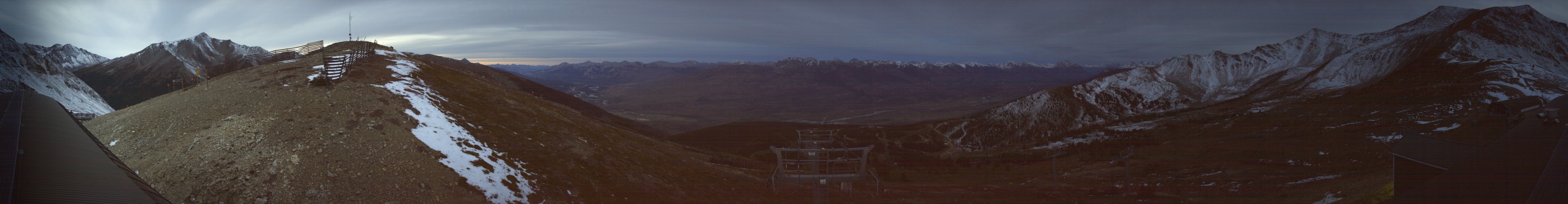 Jasper Marmot Marmot Basin snow cam captured at 1 October 2026 at 7:59 pm GMT-6