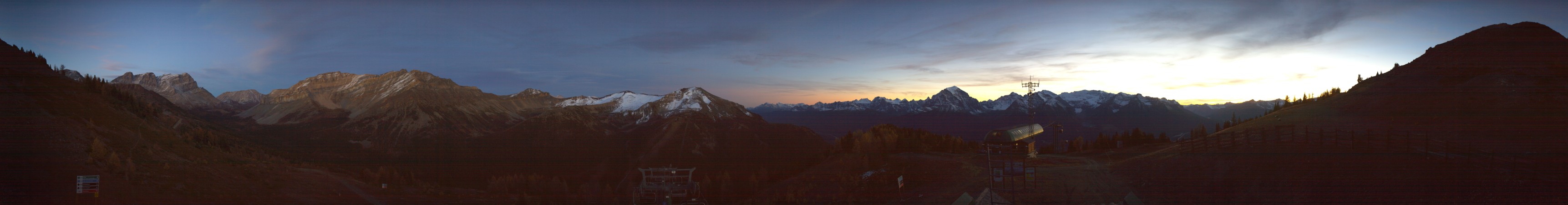 Ski Lake Louise Ptarmigan snow cam captured at 4 October 2026 at 7:45 pm GMT-6