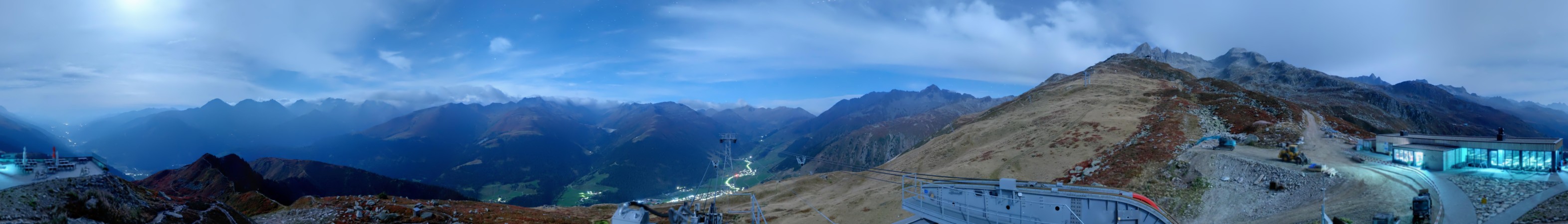 Andermatt Sedrun Disentis Cuolm Da Vi snow cam captured at 29 September 2026 at 11:29 pm GMT+2